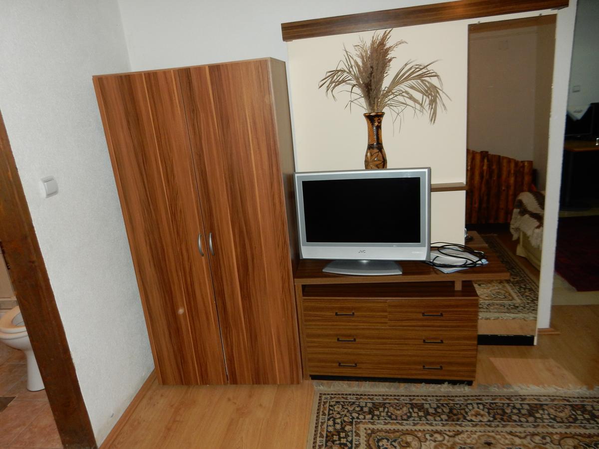 Panorama Lomnica Bed & Breakfast Despotovac Exterior photo